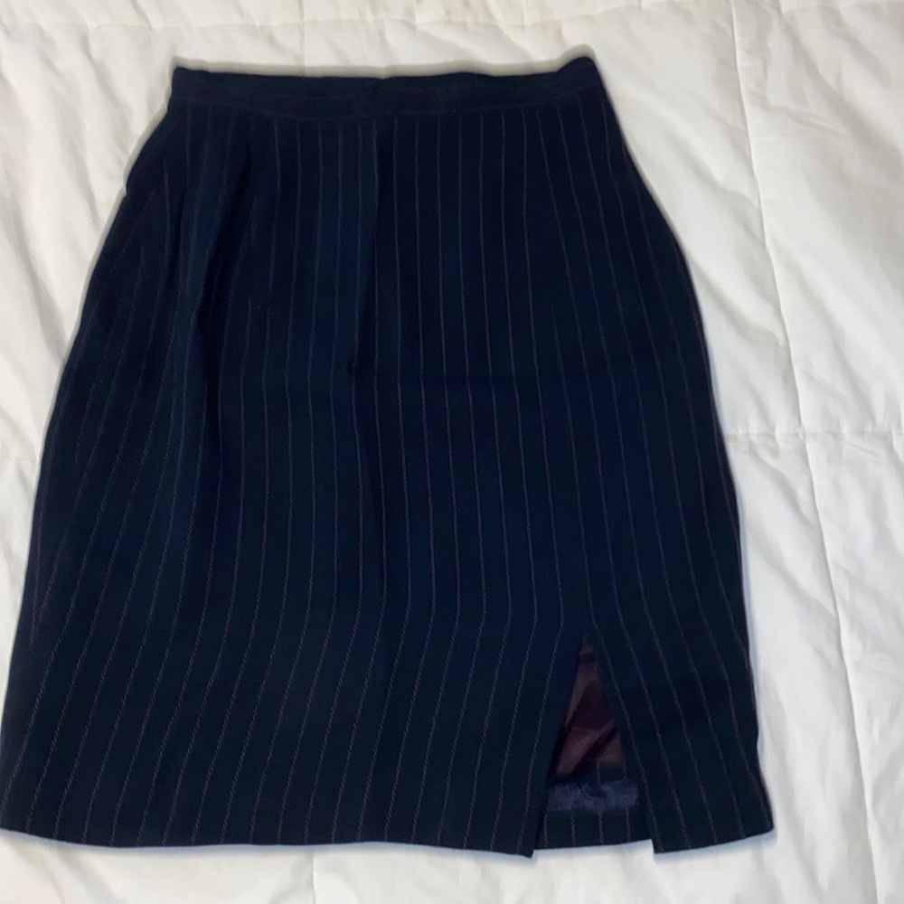 Woman’s Pleated Skirt